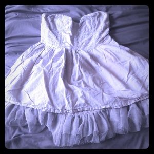 Strapless top